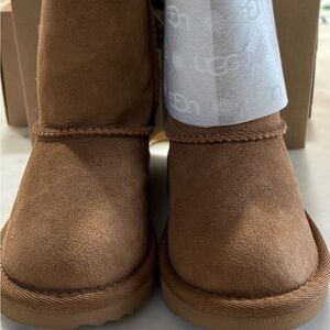 UGG Tan Toddler Bailey Bow II Polka Dots Boots Size 6